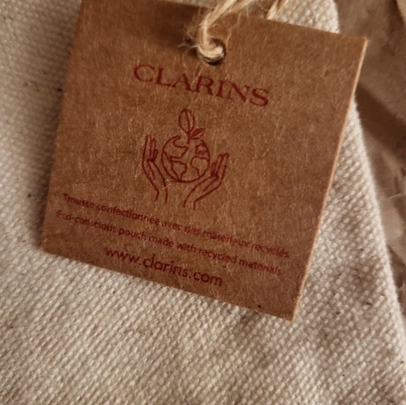Clarins LETTER C pouch with Green Accents - Picture 7 of 7